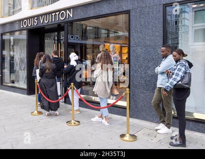 Louis Vuitton Geneve Store in Geneve, Switzerland
