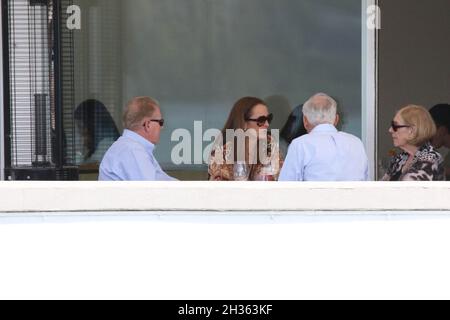 Customers on the balcony at Catalina Restaurant, Rose Bay, Sydney, NSW, Australia Stock Photo