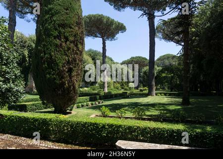 Ville pontificie di Castel Gandolfo, Gardens of Villa Barberini, Castel Gandolfo, Lazio, Italy, Europe Stock Photo