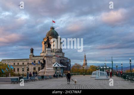 Quebec, Canada - October 20 2021 : Terrasse Dufferin. Quebec City Old Town in autumn dusk. Stock Photo