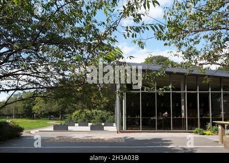 The Pavillion cafe and community centre and studio at Havenstoke Park on the Graylingwell development in north Chichester, West Sussex, England, UK. Stock Photo