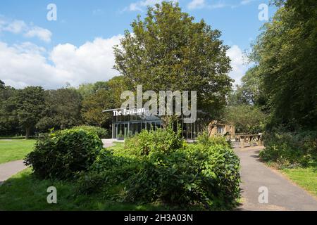 The Pavillion cafe and community centre and studio at Havenstoke Park on the Graylingwell development in north Chichester, West Sussex, England, UK. Stock Photo