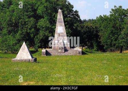 Sveto (SLO) : the Austro Hungarian war cemetery at Samci. About 4,000 soldiers are buried there, most of them were Hungarian. The pyramidal monument at its centre is a characteristic of the Hungarian regiments. Stock Photo