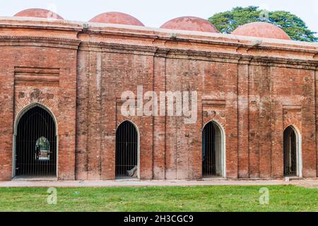 Sixty Dome Mosque Sha Gombuj Moshjid or Shait Gumbad mosque in Bagerhat, Bangladesh Stock Photo