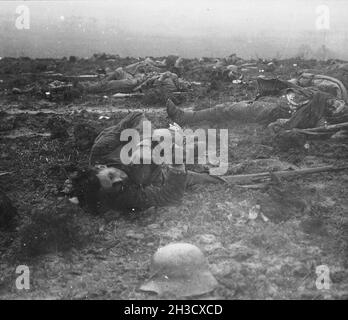 Dead German bodies lying on a battlefield during the Battle of the Somme during WW1 Stock Photo