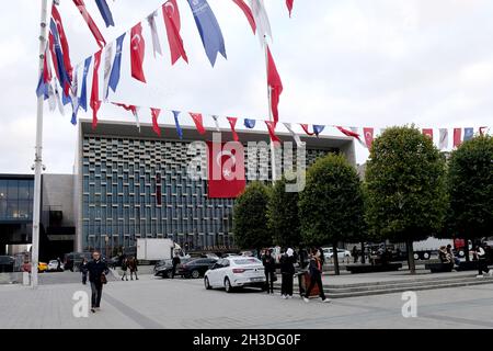 Istanbul, Turkey. 27th Oct, 2021. At the view of the Atatürk Culture Center. (to 'New opera house for Istanbul - On the opening of the Atatürk Culture Centre at Taksim Square on 29.10.') Credit: Mirjam Schmitt/dpa/Alamy Live News Stock Photo