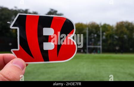 Cincinnati Bengals Vs. .Tennessee Titans. NFL Match Poster. Two American  Football Players Silhouette Facing Each Other On The Field. Clubs Logo In  Background. Rivalry Concept Photo. Stock Photo, Picture and Royalty Free