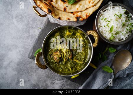 Palak chicken or Saag Murgh - grilled chicken in creamy spinach gravy Stock Photo