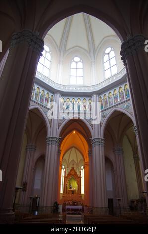 Castelpetroso - Molise - Basilica Minore dell'Addolorata Sanctuary - The imposing internal dome Stock Photo
