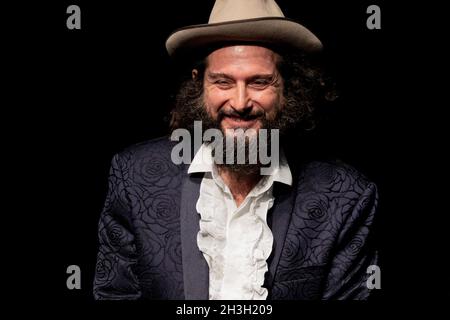 Milan Italy 28 October 2021 Vinicio Capossela - jazz and blues music venue for JazzMi Jazz Milan - live Blue Note Milano © Andrea Ripamonti / Alamy Stock Photo