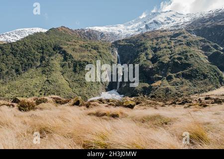 waterfall near shovel flat under Mount Liverpool, New Zealand Stock Photo