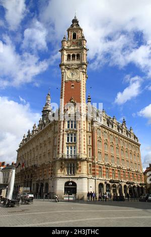 FRANCE. NORD (59) LILLE. THEATER SQUARE; CHAMBER OF COMMERCE BELFRY Stock Photo