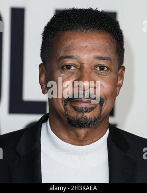 Robert Townsend arrives at the LA premiere of 