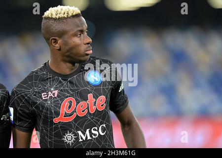 NAPELS, ITALY - OCTOBER 28: Victor Osimhen of SSC Napoli during the Serie A match between SSC Napoli and Bologna FC at Stadio Diego Armando Maradona  on October 28, 2021 in Napels, Italy (Photo by Ciro Santangelo/Orange Pictures) Stock Photo