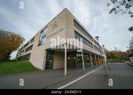 Kiel, Germany. 29th Oct, 2021. Clouds are drifting over the Regional Vocational Training Centre for Business Kiel (RBZ). Credit: Axel Heimken/dpa/Alamy Live News Stock Photo