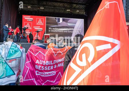 Steel action day of IG Metall, at 50 locations all over Germany, for FairWandel, the conversion of the steel industry to CO2 neutral industry, with jo Stock Photo