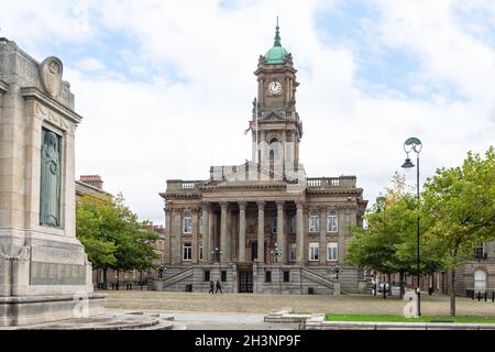 Birkenhead Town Hall (Council Offices), Hamilton Square, Birkenhead, Metropolitan Borough of Wirral, Merseyside, England, United Kingdom Stock Photo