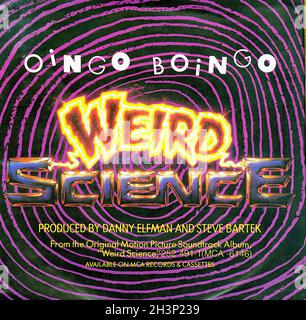 Vintage Vinyl Recording - Weird Science - LISA der helle Wahnsinn - Oingo Bongo - D - 1985 Stock Photo