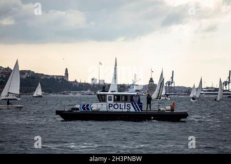 Istanbul Bosphorus marine police boat cruising Stock Photo - Alamy