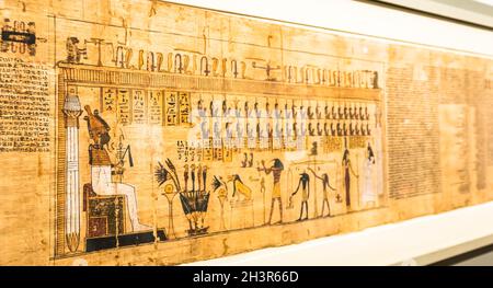 Ancient Egyptian papyrus with hieroglyphic. Antique manuscript Stock ...