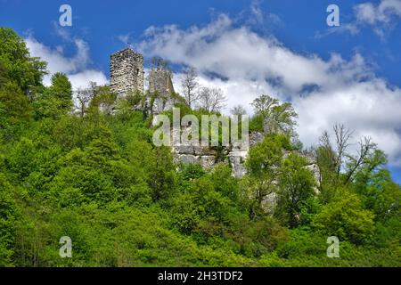 Castle ruins Hohenhundersingen on the swabian alps, germany Stock Photo