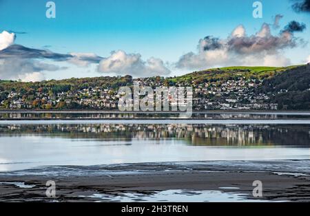 Grange-over-Sands, Cumbria, UK. 30th Oct, 2021. A showery morning at Grange-over-Sands, Cumbria, UK. Credit: John Eveson/Alamy Live News Stock Photo