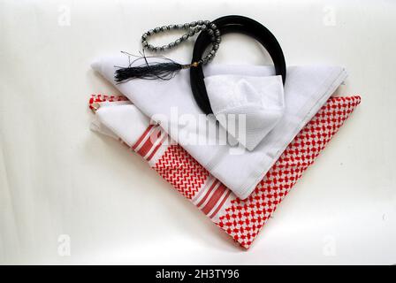 Arabic traditional clothing accessories Agal and Shemagh isolated on ...