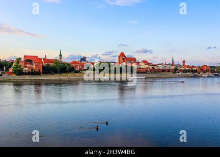 Panoramic view of Torun city and Wisla (Vistula) river at sunset. Poland, summer 2019 Stock Photo