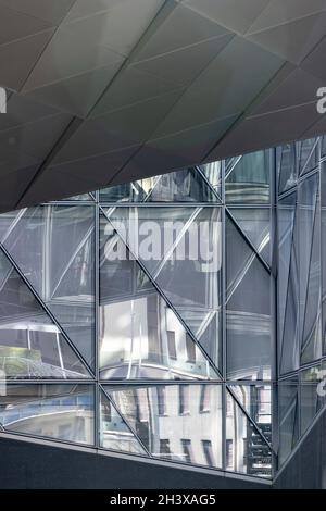 Japan Tobacco International headquarters, designed by Skidmore, Owings & Merrill (SOM), Geneva, Switzerland Stock Photo