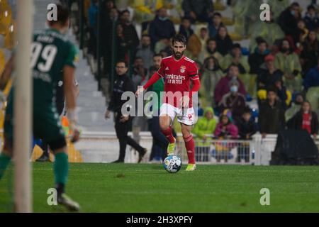 Estoril, Portugal. 30th Oct, 2021. Rafa Silva midfielder of SL Benfica in action during the Portuguese Primeira Liga football match between Estoril Praia v SL Benfica at the António Coimbra da Mota stadium in Estoril, Portugal. Valter Gouveia/SPP Credit: SPP Sport Press Photo. /Alamy Live News Stock Photo