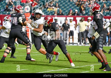 Philadelphia, Pennsylvania, USA. 30th Oct, 2021. October 30, 2021, Philadelphia PA- Temple's RB EDWARD SAYDEE (23) runs with the ball at Lincoln Financial Field PA (Credit Image: © Ricky Fitchett/ZUMA Press Wire) Stock Photo