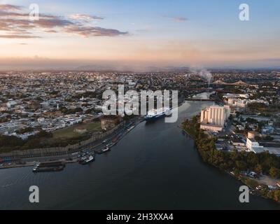 SANTO DOMINGO, DOMINICAN REPUBLIC - Nov 25, 2018: A landscape of the Malecon of Santo Domingo during the sunset in the Dominican Republic Stock Photo