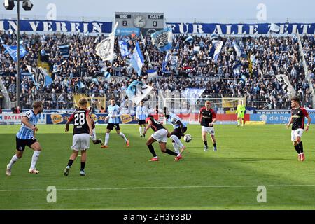 Munich, Deutschland. 30th Oct, 2021. Merveille BIANKADI (TSV Munich 1860),  action, duels versus KENNETH SCHMIDT (SC FREIBURG II). Soccer 3rd league,  Liga3, TSV Munich 1860-SC Freiburg II 6-0 on 10/30/2021 in Muenchen