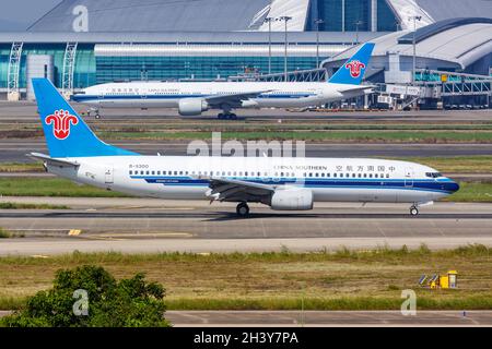 China Southern Airlines Boeing 737-800 Aircraft Guangzhou Airport in China Stock Photo