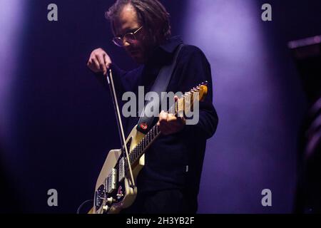 London, England, UK. 30th Oct, 2021. Alexandra Palace, London, UK, 30th October 2021. The German Indie-rock band Hope performs its supporting gig to the Bauhaus. (Credit Image: © Sabrina Merolla/ZUMA Press Wire) Stock Photo