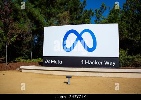 Menlo Park, CA, USA - October 29, 2021: META sign next to the Headquarters Corporate office building. Meta is a social networking service company buil Stock Photo