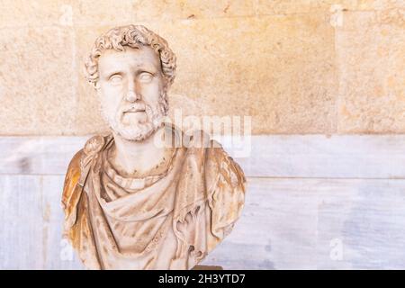 Statue bust of Roman emperor Antoninus Pius in Athens Stock Photo