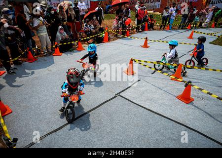 Strider bike races discount 2021