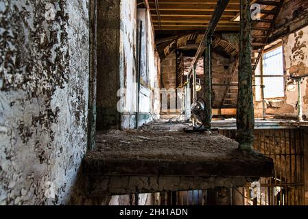 Corridor in the Eastern State Penitentiary in Philadelphia, USA Stock Photo