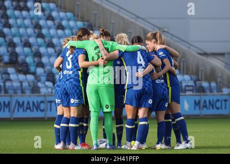 Manchester, UK. 31st Oct, 2021. Manchester, England, October 31s Chelsea huddle during the Vitality Womens FA Cup Semi-Final game between Manchester City and Chelsea at Academy Stadium in Manchester, England Natalie Mincher/SPP Credit: SPP Sport Press Photo. /Alamy Live News Stock Photo