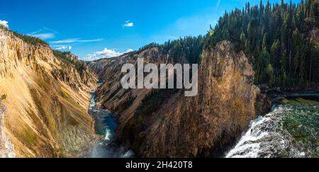 River flowing through the popular Grand Canyon of the Yellowstone, USA Stock Photo