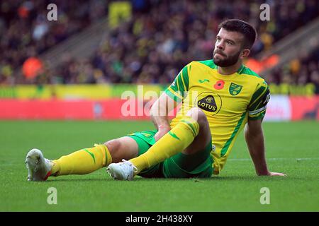 Norwich, UK. 31st Oct, 2021. Grant Hanley of Norwich City looks on. Premier League match, Norwich City v Leeds United at Carrow Road in Norwich on Sunday 31st October 2021. this image may only be used for Editorial purposes. Editorial use only, license required for commercial use. No use in betting, games or a single club/league/player publications. pic by Steffan Bowen/Andrew Orchard sports photography/Alamy Live news Credit: Andrew Orchard sports photography/Alamy Live News Stock Photo