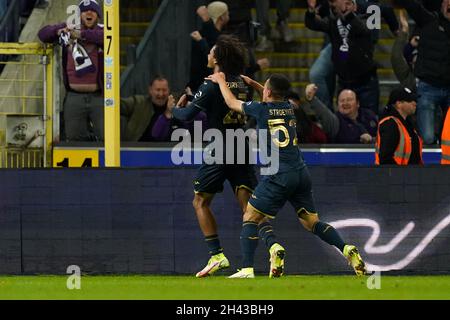 BRUSSEL, BELGIUM - OCTOBER 31: Joshua Zirkzee of Anderlecht celebrate scoring equaliser for Anderlecht during the Jupiler Pro League match between Anderlecht and OH Leuven at Lotto Park on October 31, 2021 in Brussel, Belgium (Photo by Jeroen Meuwsen/Orange Pictures) Stock Photo