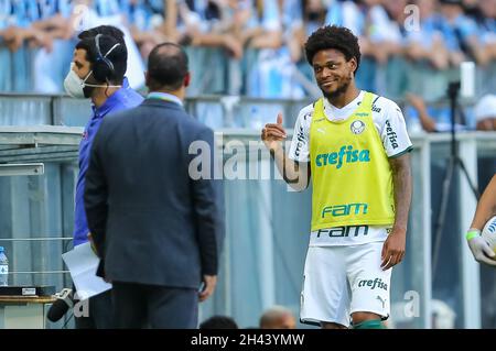 Luiz Otavio of Bahia Celebrates his goal (1-1) during the Brazilian  National league (Campeonato Brasileiro) football match between Palmeiras v  Bahia at Allianz Parque formerly known as Palestra Italia in Sao Paulo