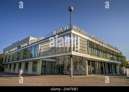 Cafe Moskau, Karl-Marx-Allee, Mitte, Berlin, Deutschland Stock Photo