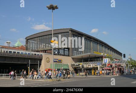 Bahnhof Zoo, Hardenbergplatz, Charlottenburg, Berlin, Deutschland Stock Photo