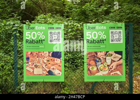 plakat uber eats rabatt berlin deutschland stock photo alamy