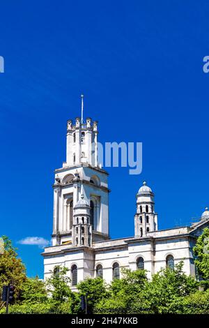 18th century church of St. George in the East by Nicholas Hawksmoor , Shadwell, London, England, UK Stock Photo