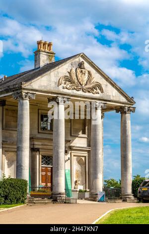 Exterior of the Georgian style Beckenham Place Mansion, Beckenham Place Park, London, UK Stock Photo