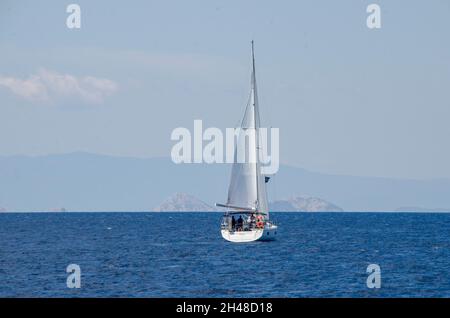 A yacht sails in the Aegean Sea Greece Stock Photo - Alamy
